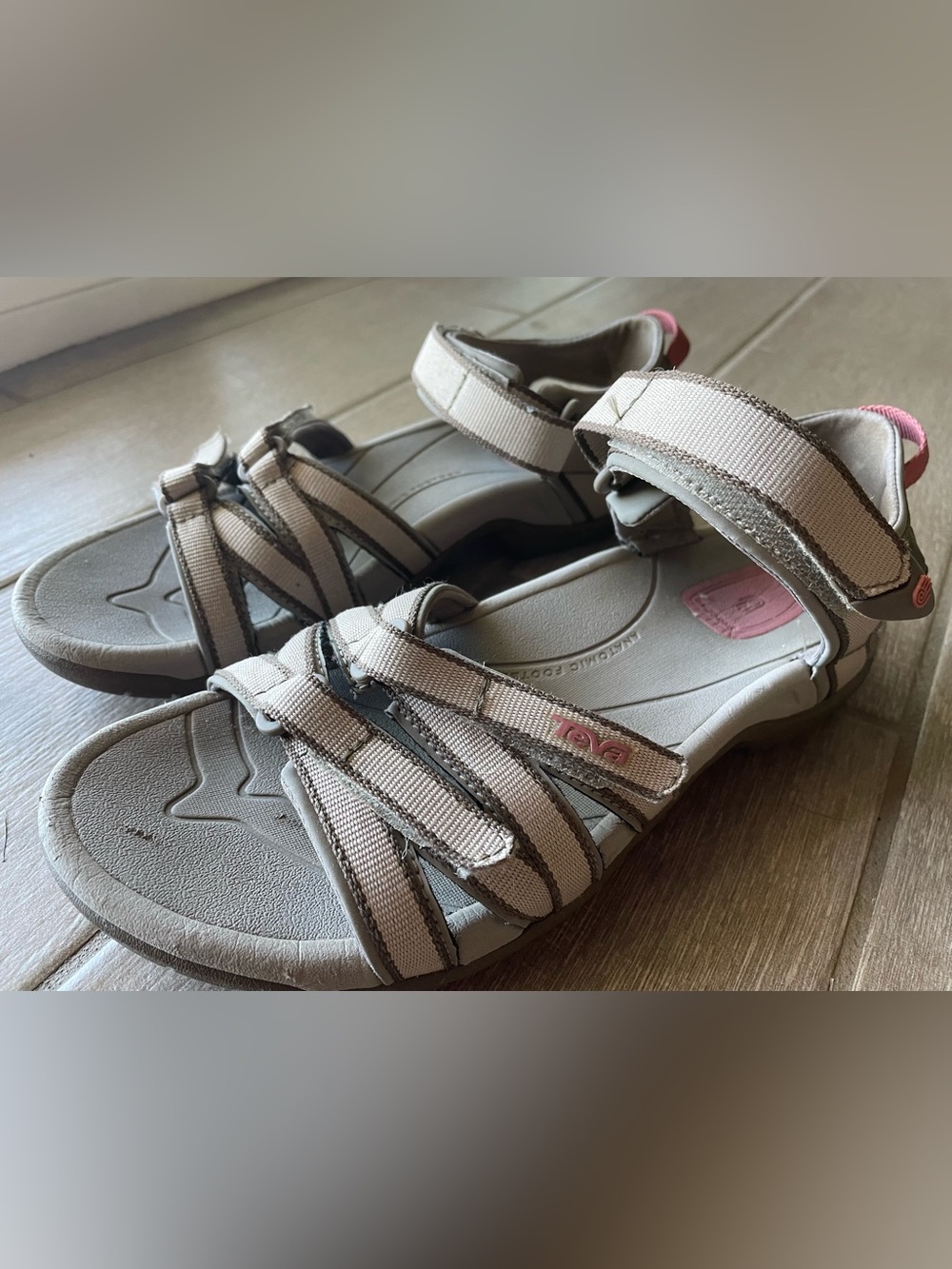 Teva ‘Tirra’ Sandals Taupe Beige Size 7 Strappy Hiking Water